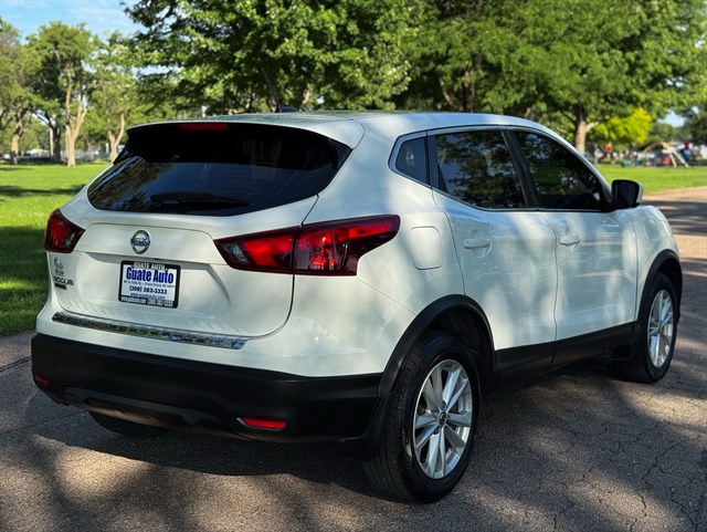 Nissan Rogue Sport photo 15