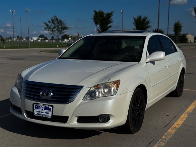Toyota Avalon photo 3