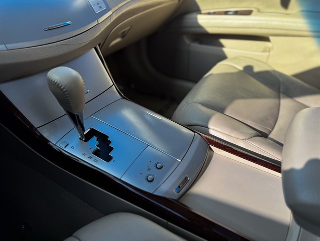 Toyota Avalon photo 10