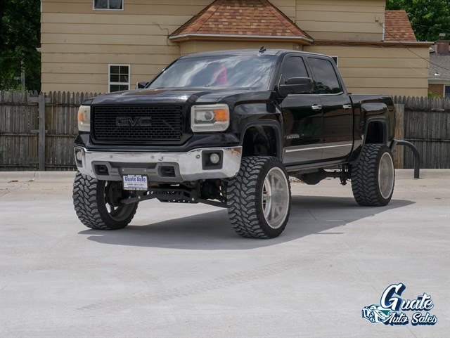 GMC Sierra photo 3