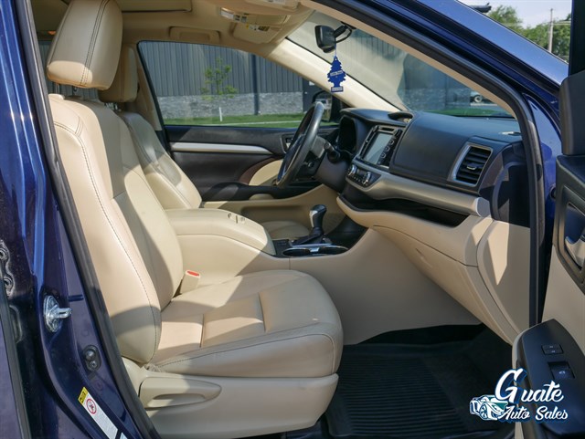 Toyota Highlander photo 18