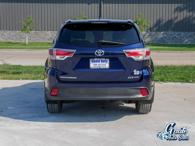 Toyota Highlander photo 13