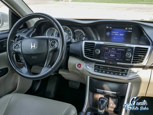 Honda Accord photo 7