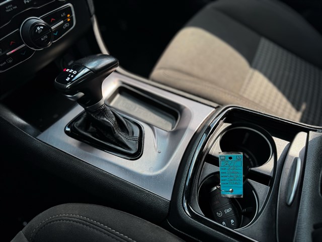Dodge Charger photo 10
