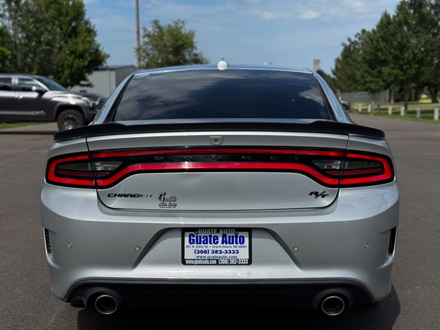 Dodge Charger photo 17