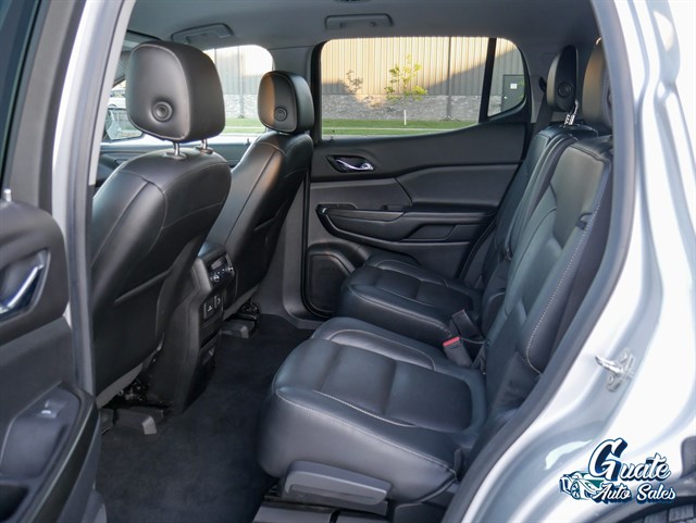 GMC Acadia photo 10
