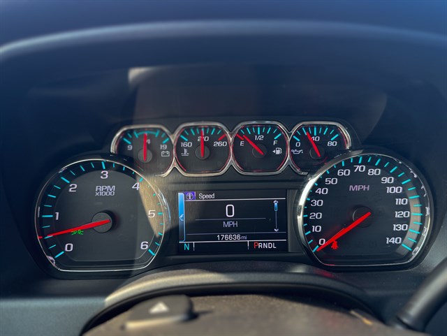 Chevrolet Silverado photo 7