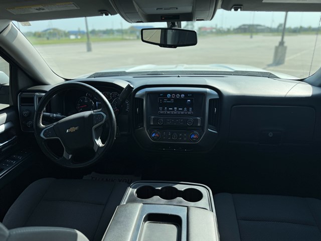 Chevrolet Silverado photo 5