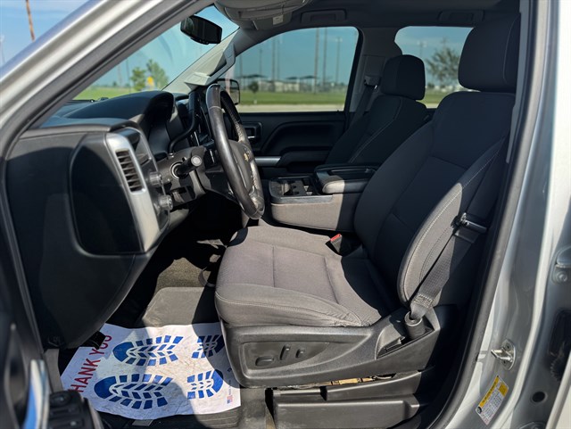 Chevrolet Silverado photo 12