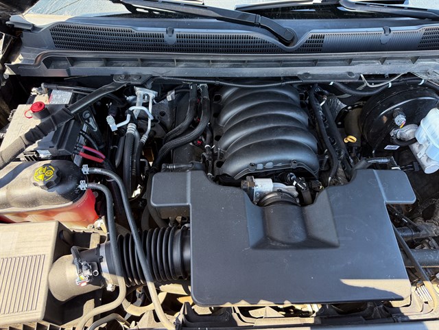 Chevrolet Silverado photo 20