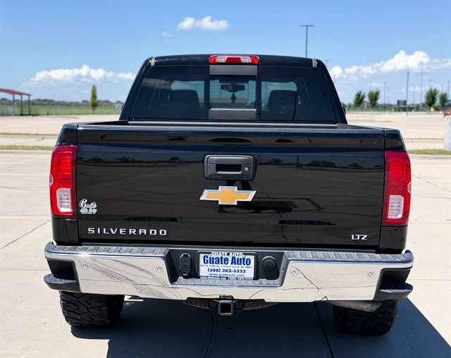 Chevrolet Silverado photo 12