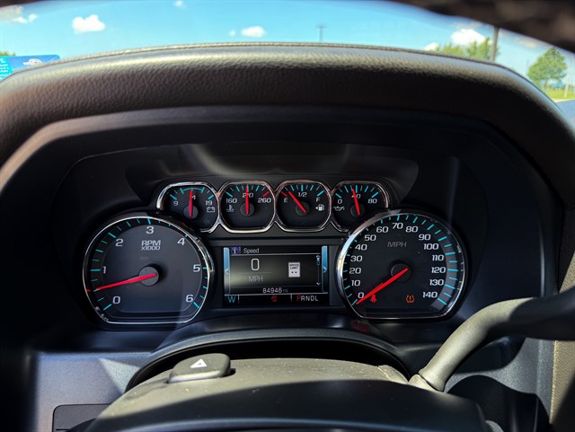 Chevrolet Silverado photo 6