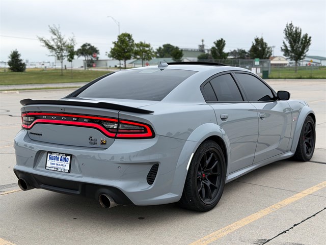 Dodge Charger photo 13