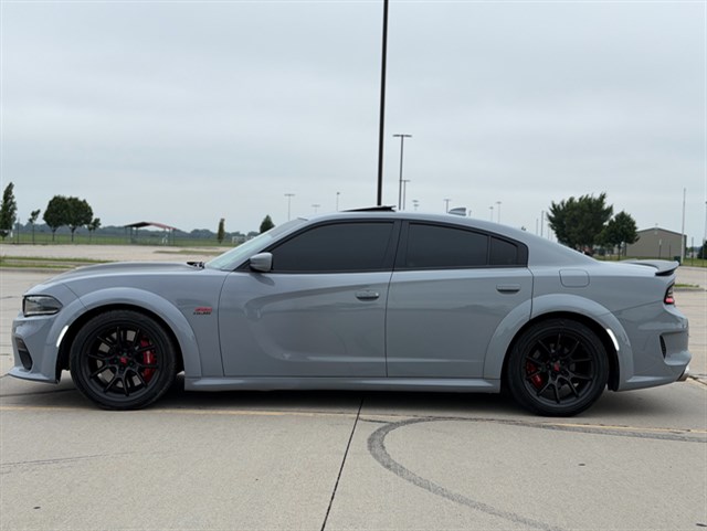 Dodge Charger photo 10