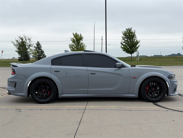 Dodge Charger photo 14