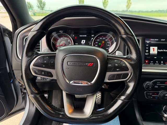 Dodge Charger photo 6