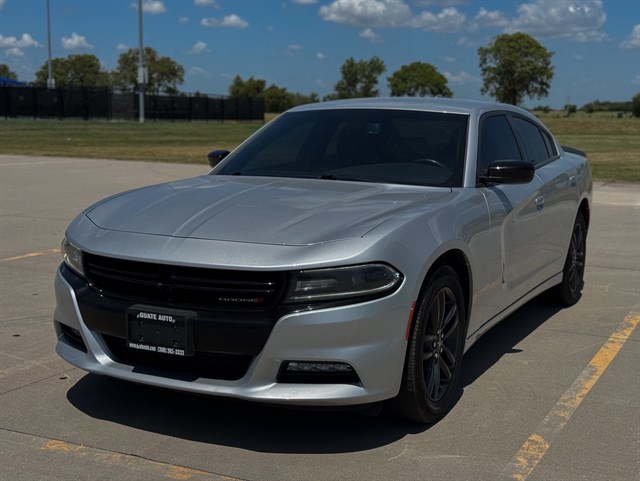Dodge Charger photo 3