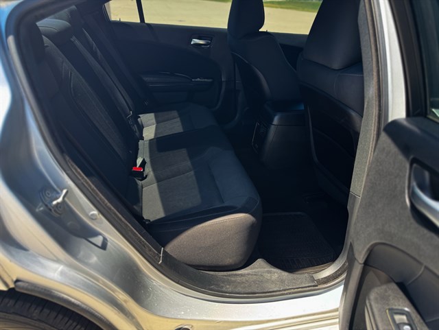 Dodge Charger photo 18
