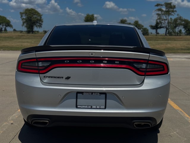 Dodge Charger photo 16