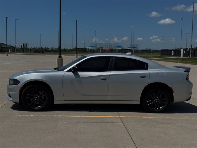 Dodge Charger photo 14