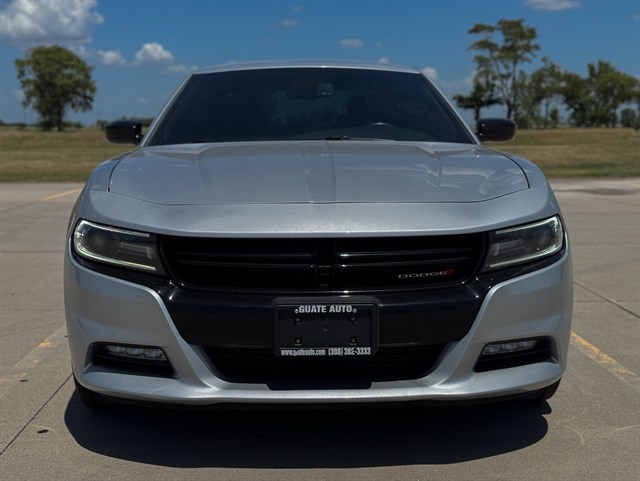Dodge Charger photo 2