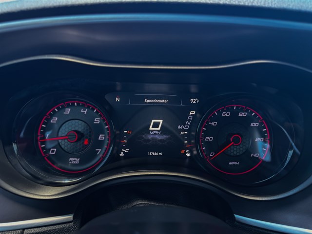 Dodge Charger photo 7