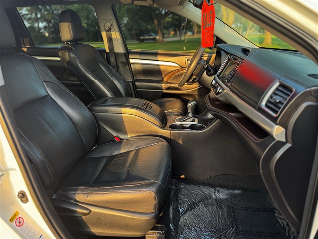 Toyota Highlander photo 22