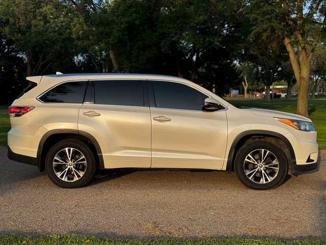 Toyota Highlander photo 23