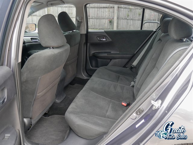 Honda Accord photo 10