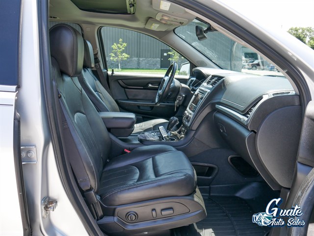 GMC Acadia photo 19