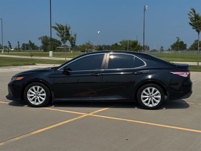 Toyota Camry photo 16
