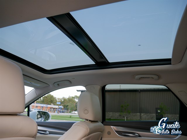 Cadillac XT5 photo 6