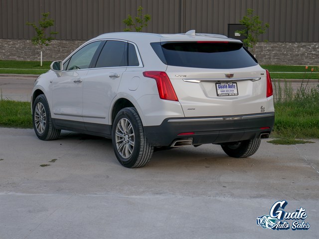 Cadillac XT5 photo 12
