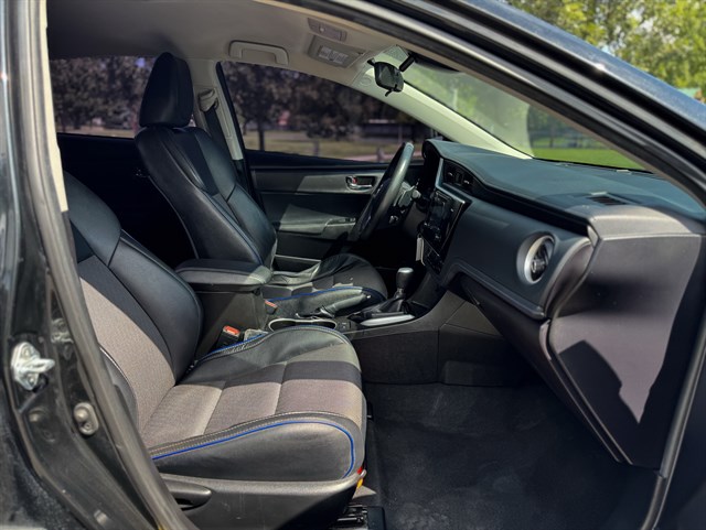 Toyota Corolla photo 19
