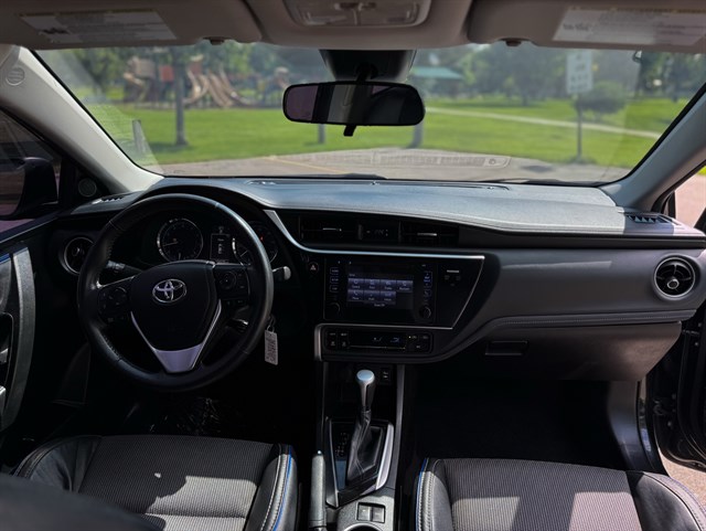 Toyota Corolla photo 6