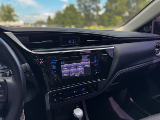 Toyota Corolla photo 10