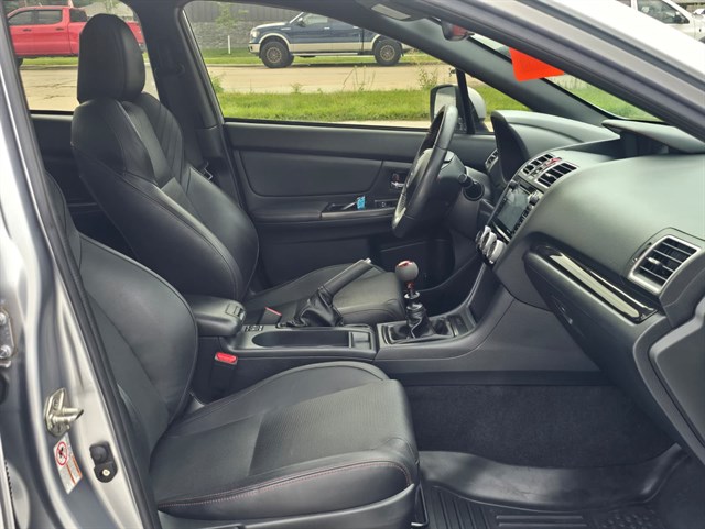 Subaru WRX photo 18