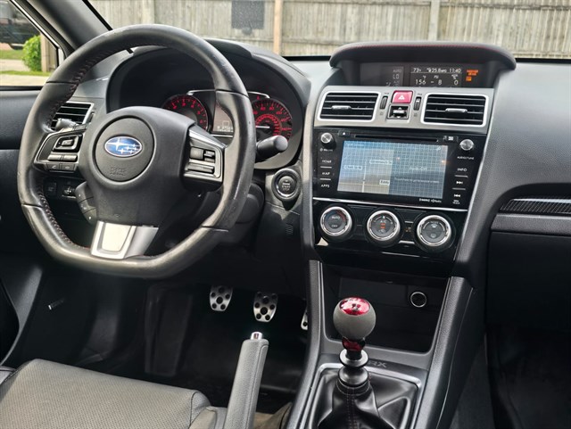 Subaru WRX photo 11