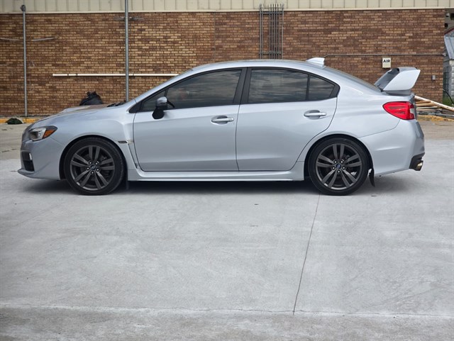 Subaru WRX photo 5