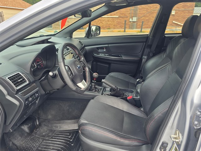 Subaru WRX photo 6