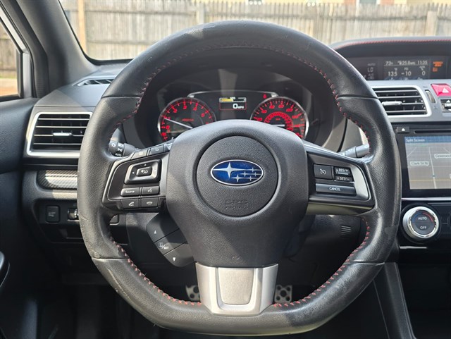 Subaru WRX photo 9