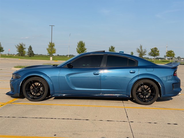 Dodge Charger photo 5