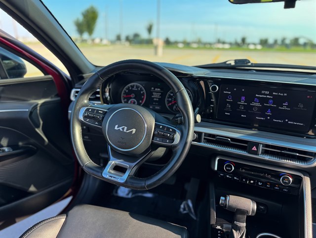 Kia K5 photo 8