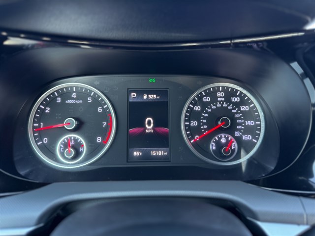Kia K5 photo 10