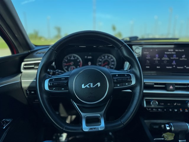 Kia K5 photo 9