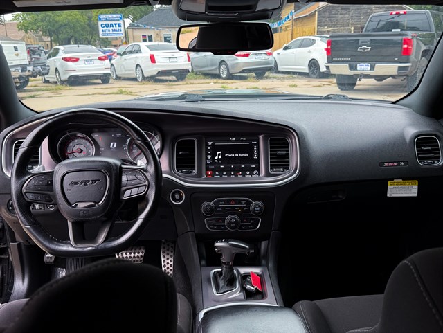 Dodge Charger photo 8