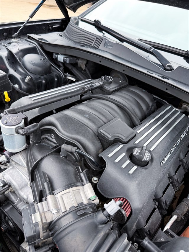 Dodge Charger photo 4