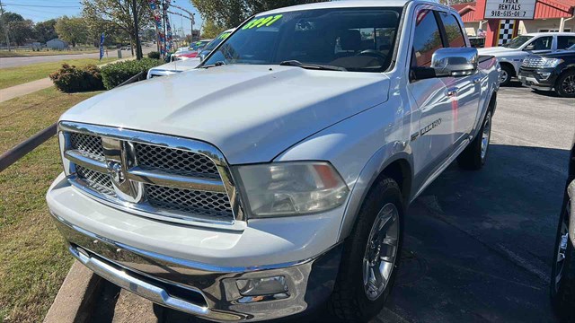 2012 RAM Ram 1500 Pickup Laramie&#x27;s photo