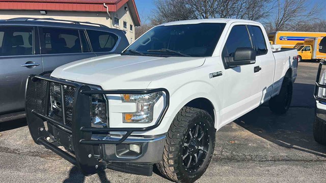 2017 Ford F-150 XLT's photo