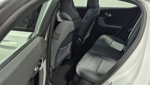 Polestar 2 photo 23